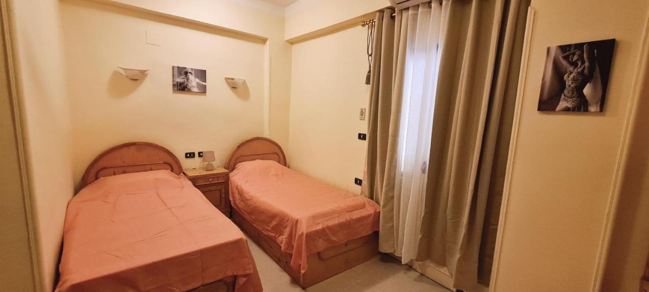 Senmut Luxory Rooms Exterior photo