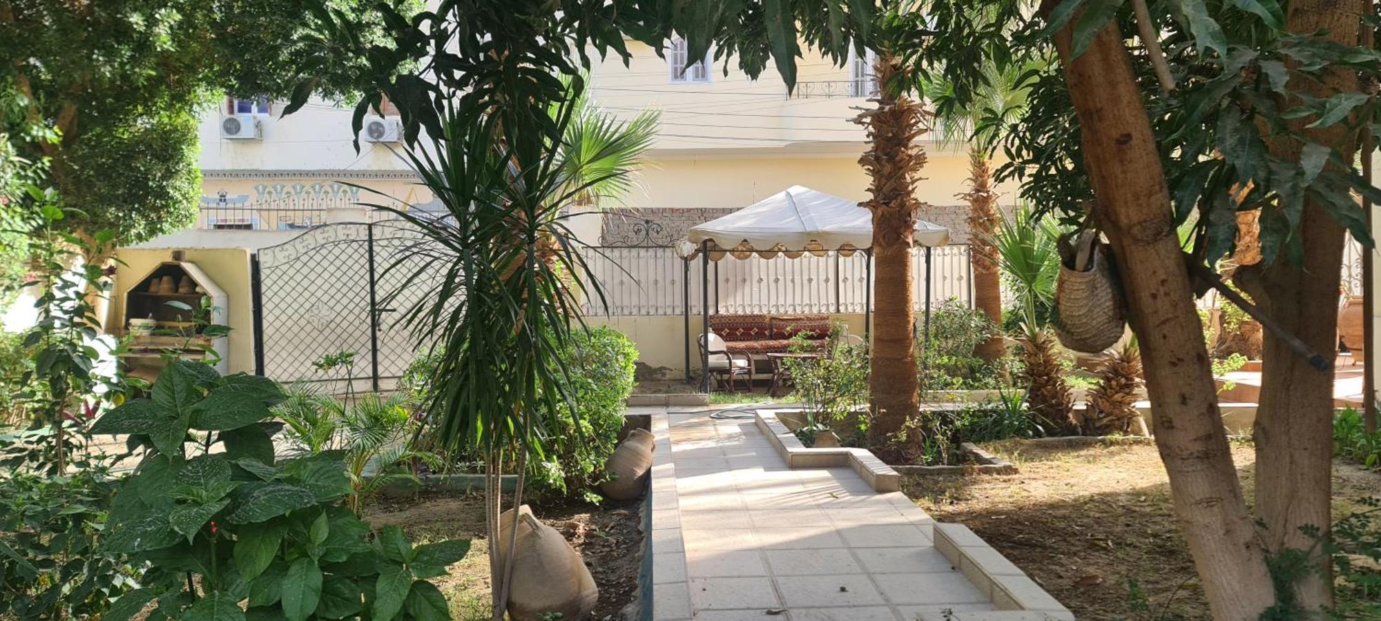 Senmut Luxory Rooms Exterior photo